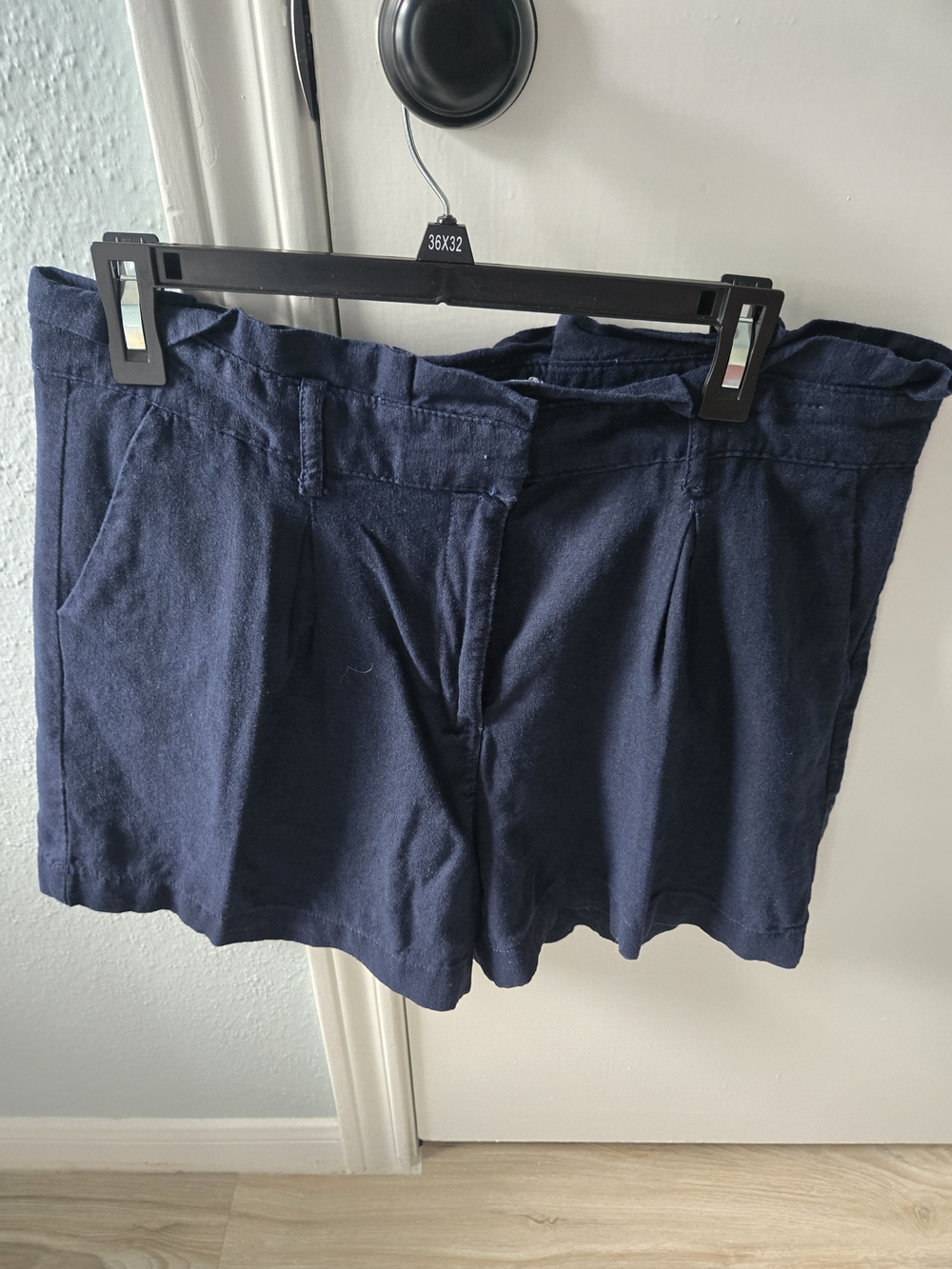 crown & ivy Navy Pleated High-Waist Casual Shorts